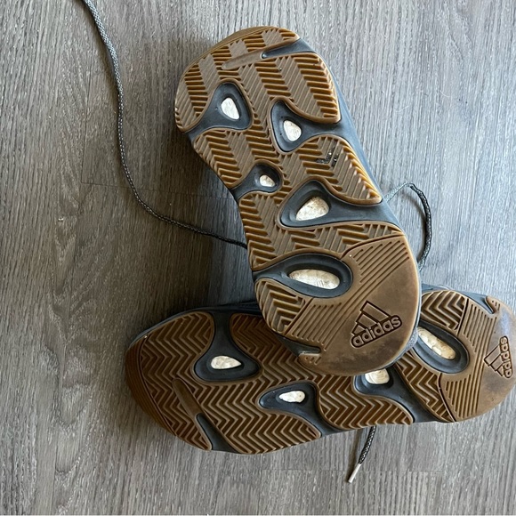 YEEZY BOOST 700 v2 ‘GEODE’ size 11 - Picture 6 of 8